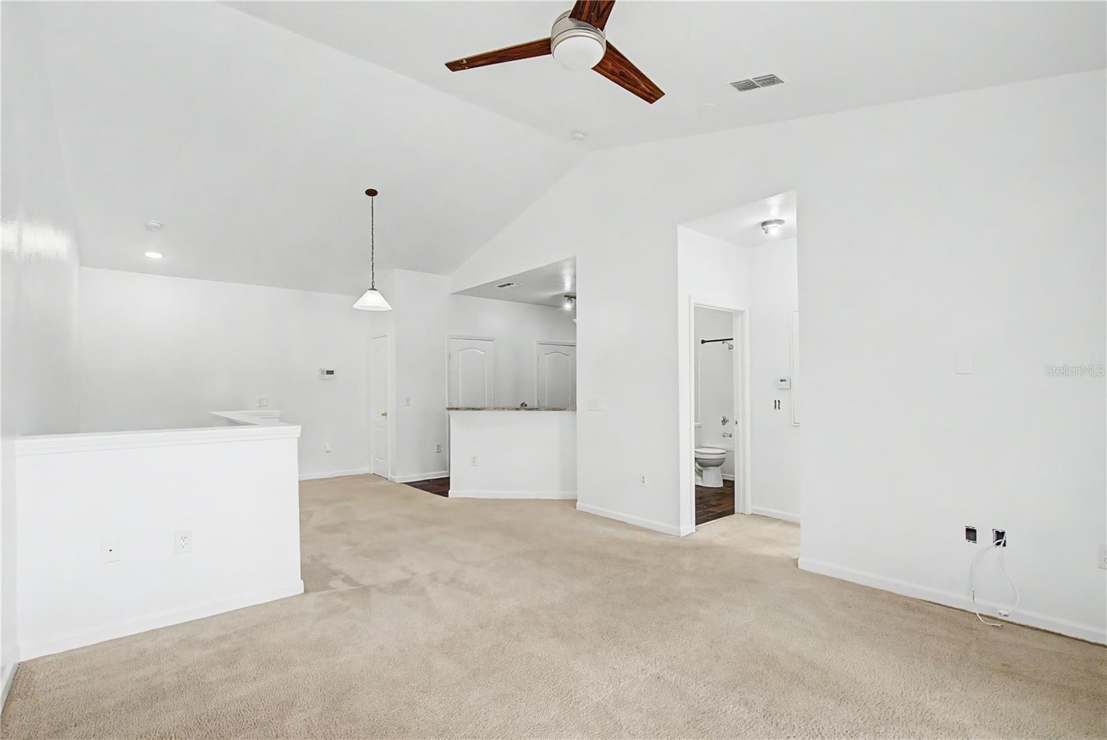 THE VILLAS CONDO - Residential