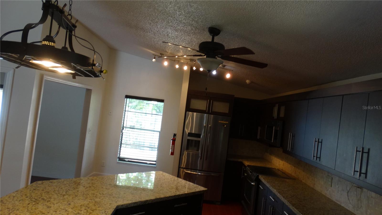 SKY LAKE SOUTH 07 PH 01 - Residential Lease