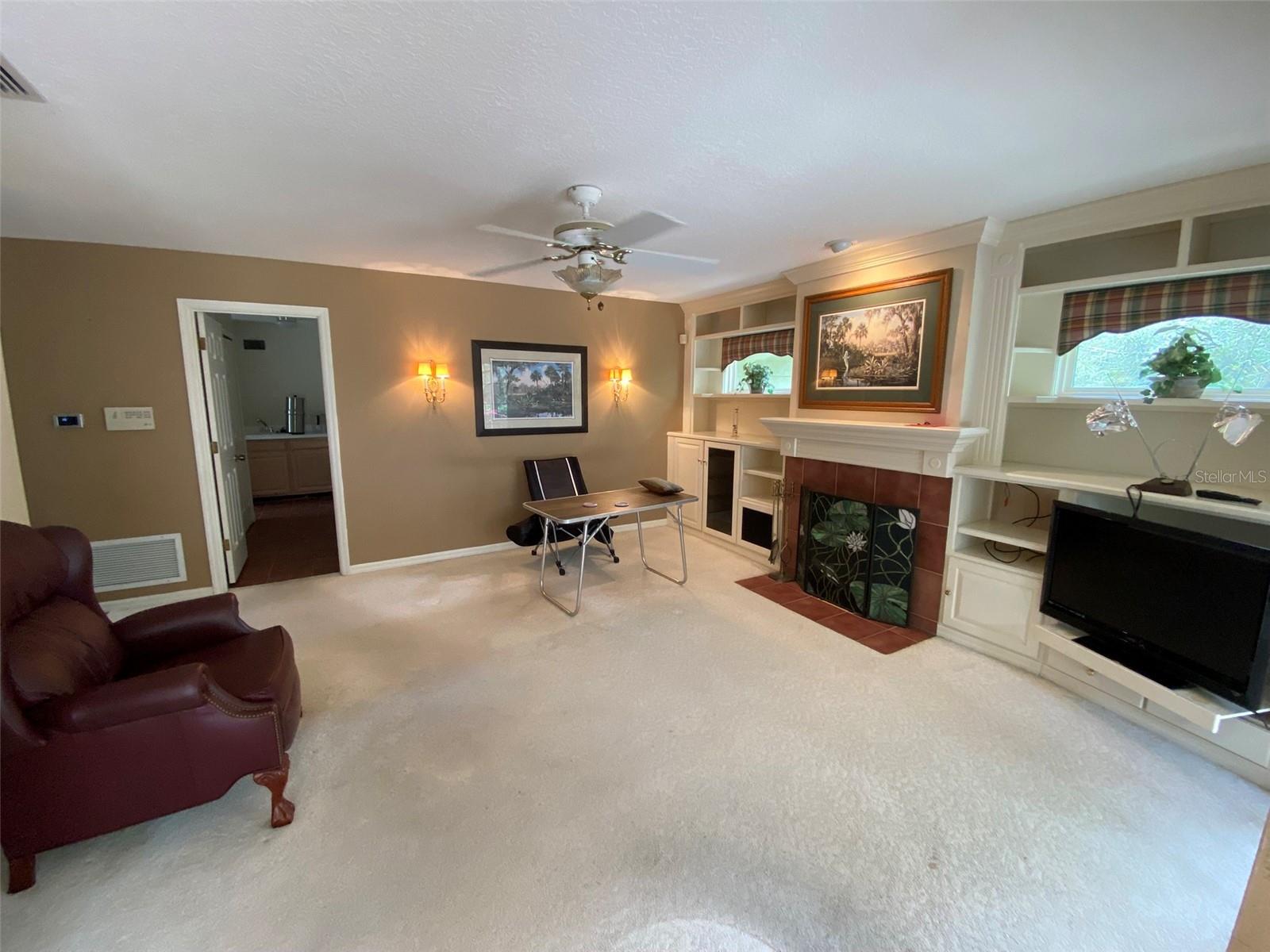 WEKIWA GLEN REP - Residential
