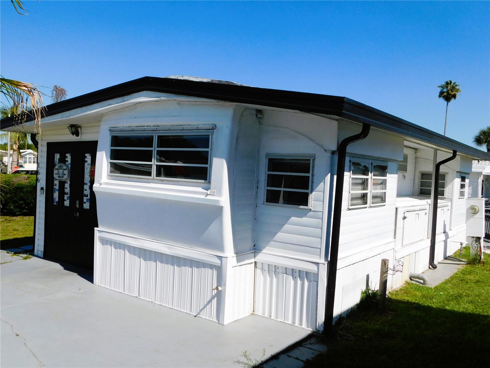 OUTDOOR RESORTS AMERICA - Residential