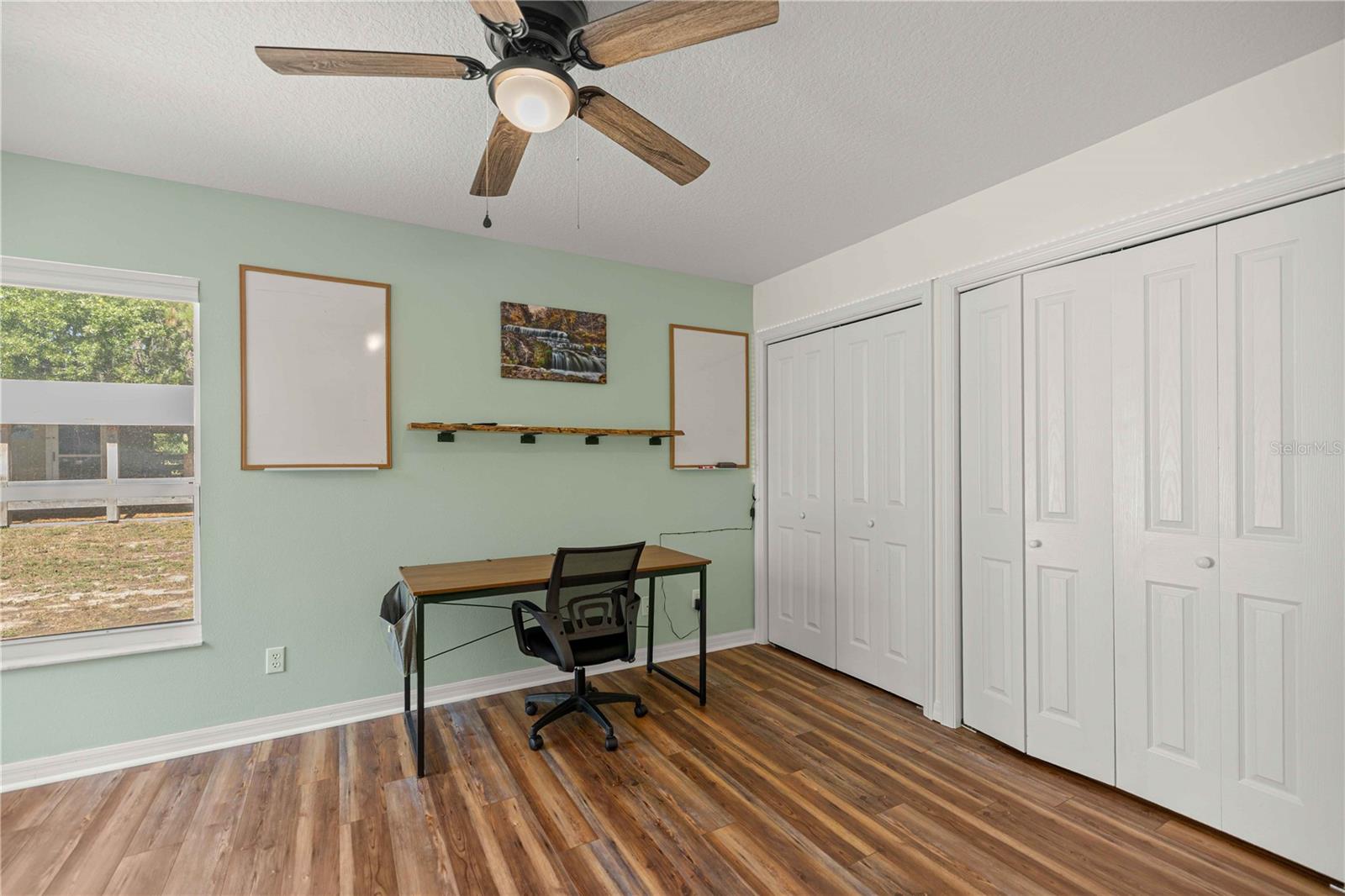 PINE RIDGE - Residential