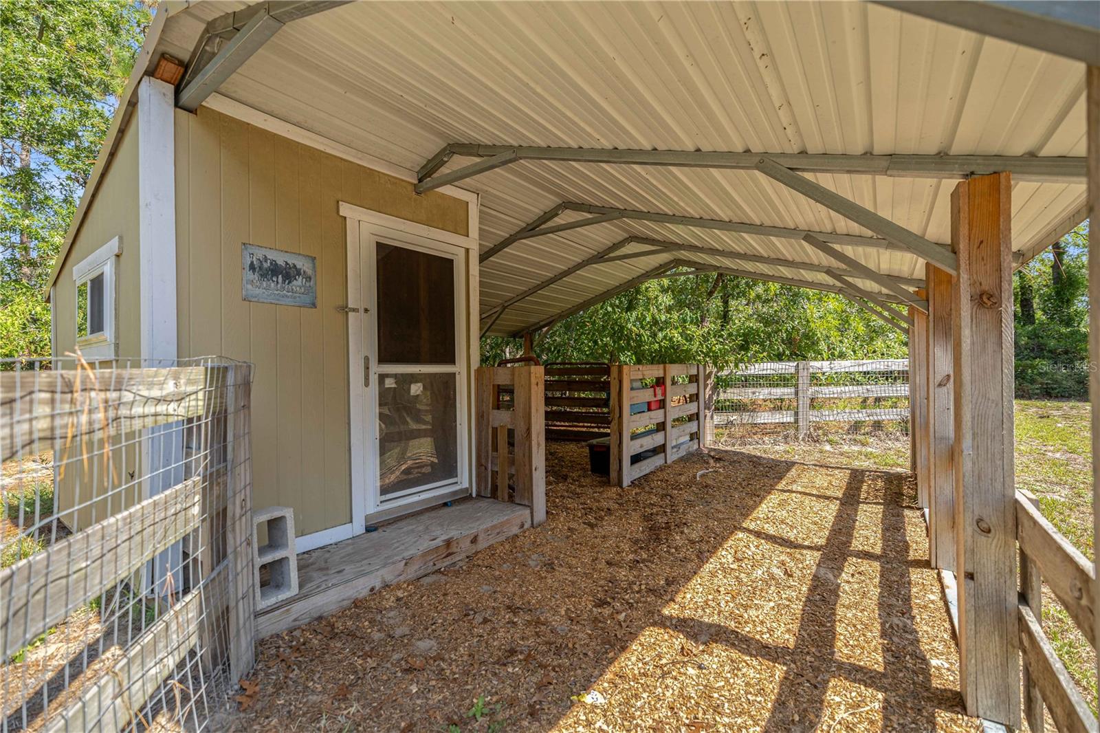 PINE RIDGE - Residential