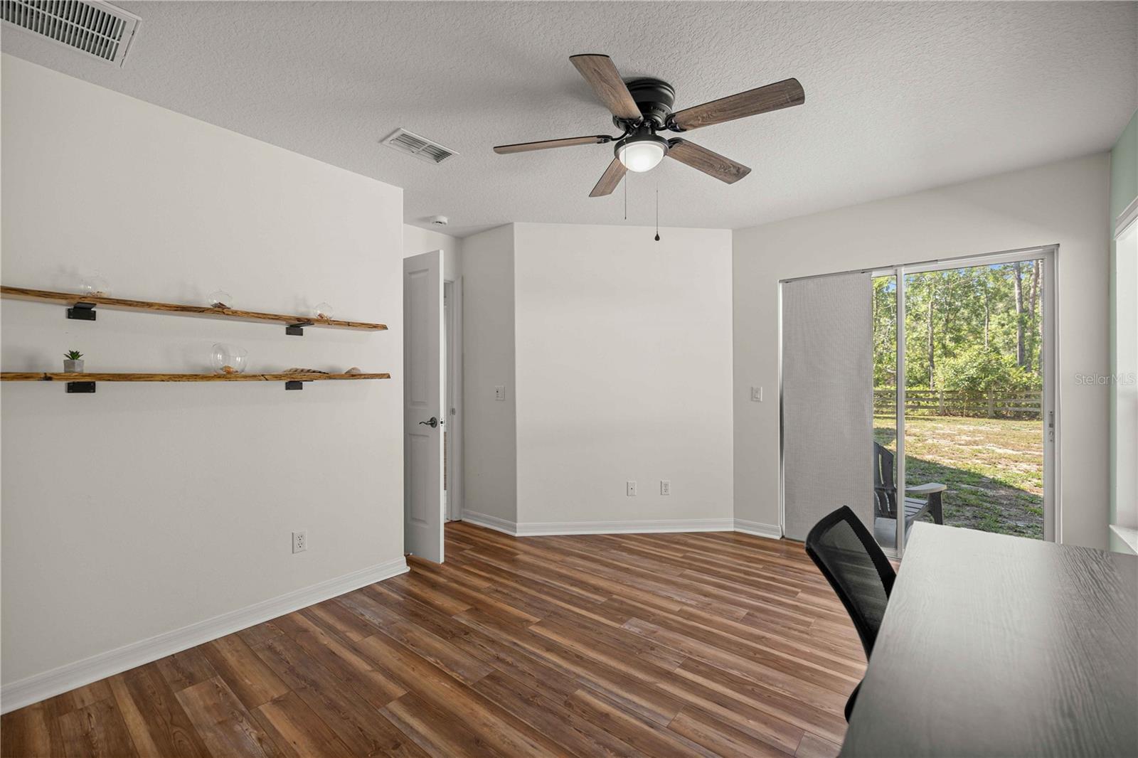 PINE RIDGE - Residential
