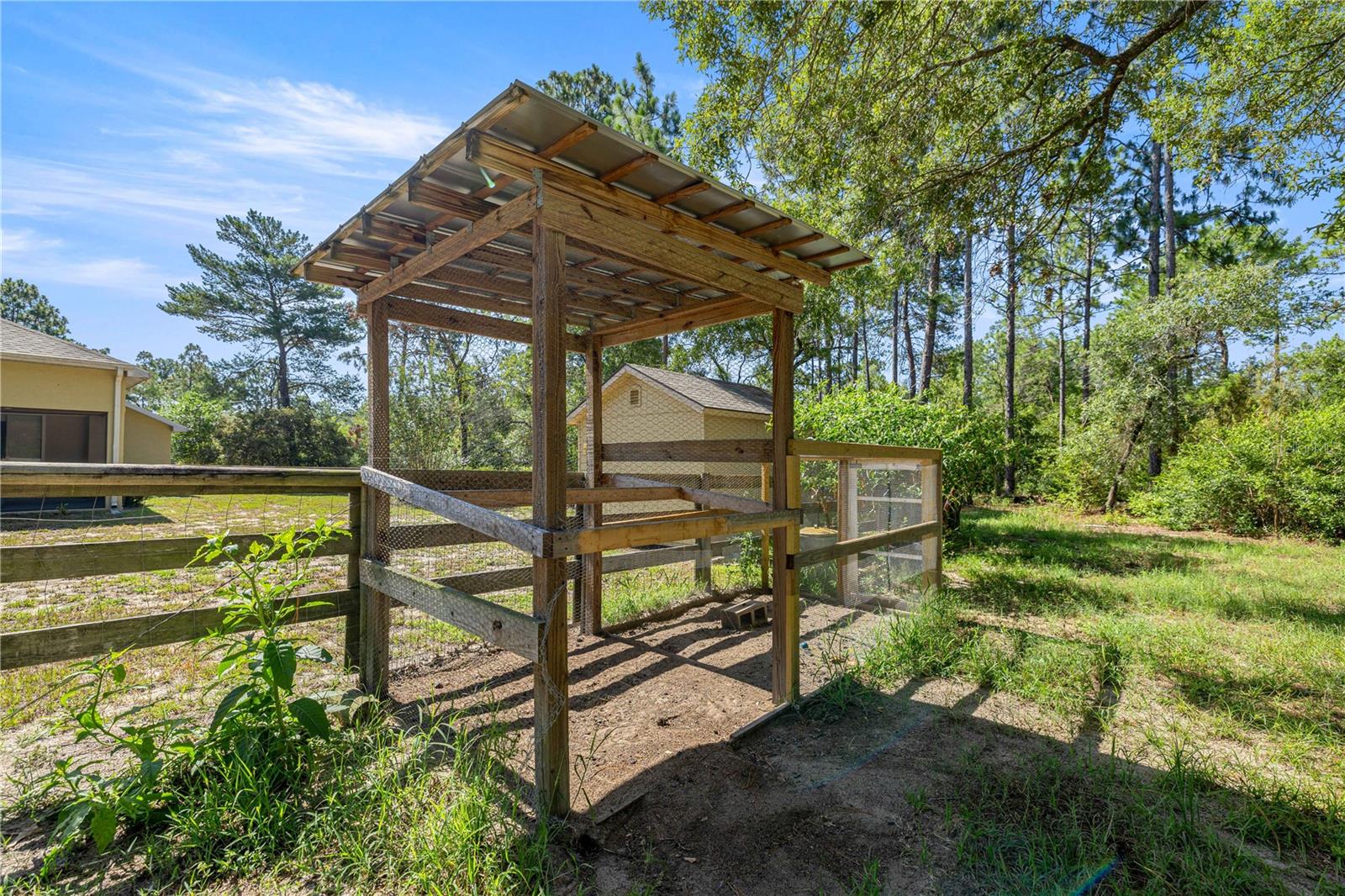 PINE RIDGE - Residential