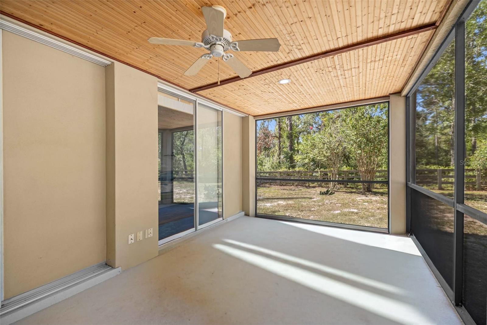 PINE RIDGE - Residential