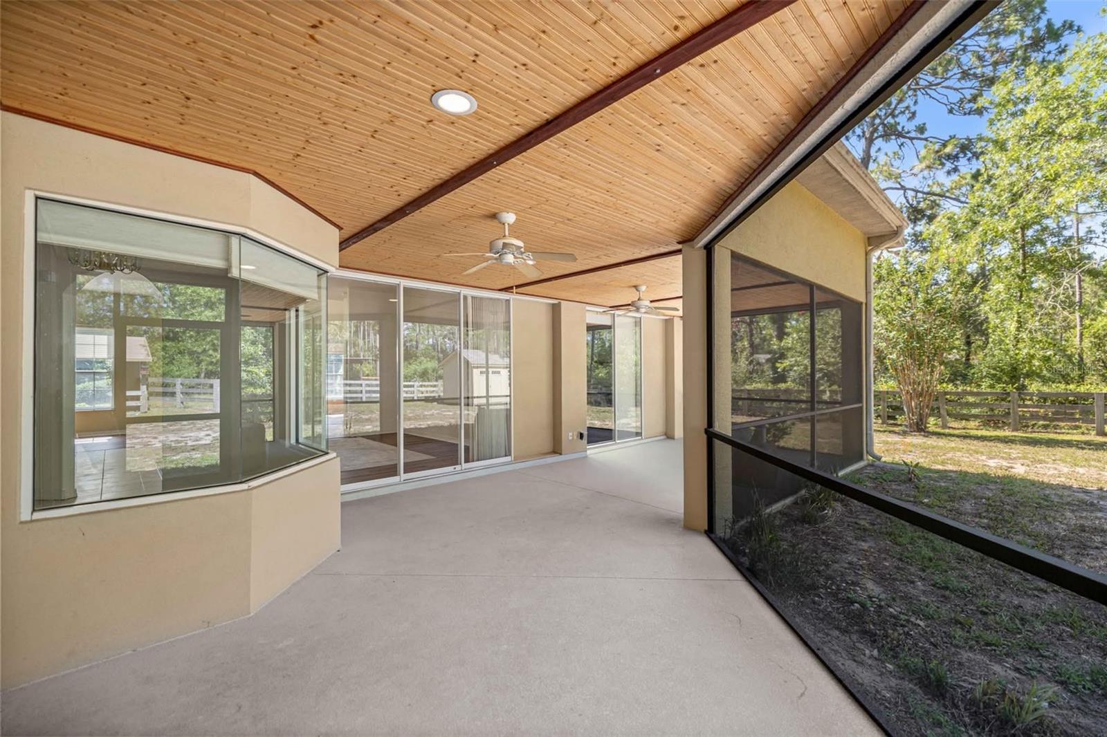 PINE RIDGE - Residential