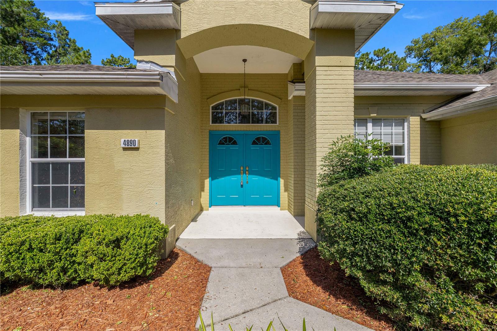 PINE RIDGE - Residential