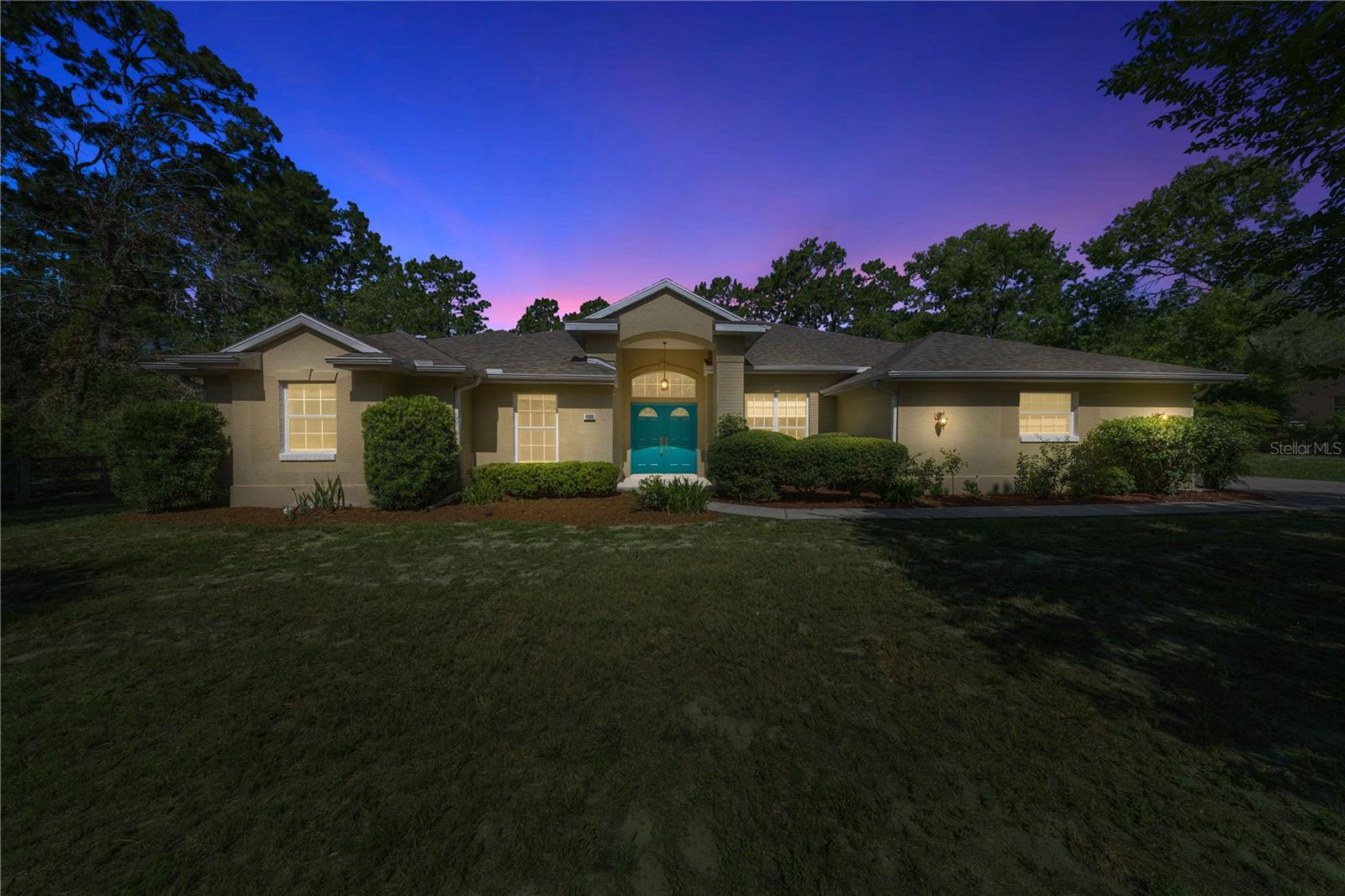 PINE RIDGE - Residential