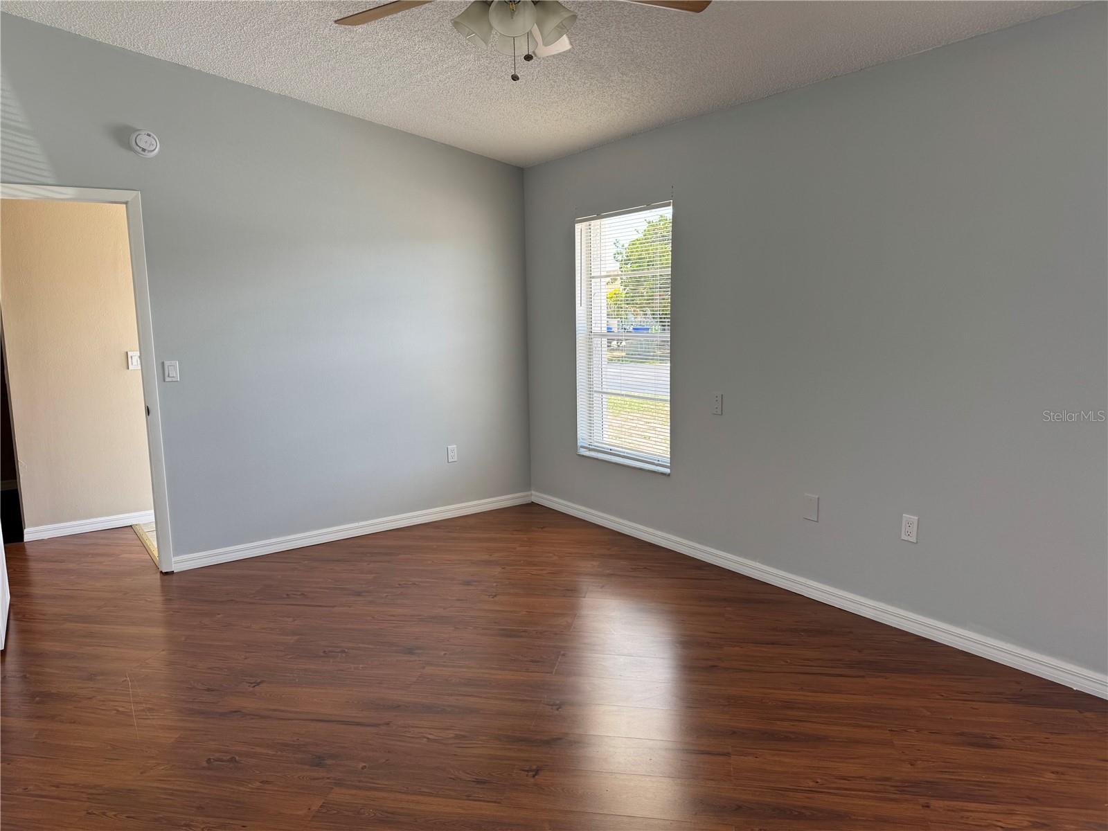 THE VILLAS OF LAKESIDE SOUTH - Residential Lease