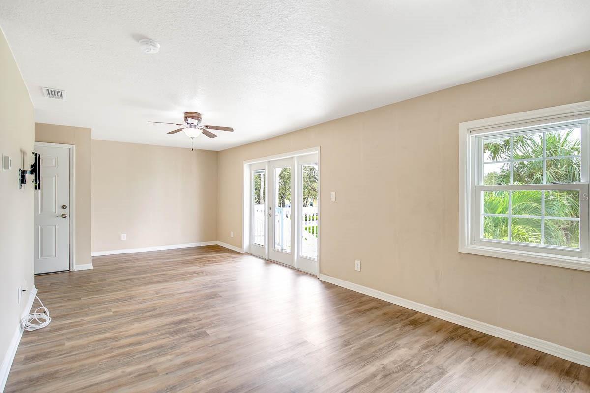 WATERSIDE AT COQUINA KEY SOUTH - Residential Lease