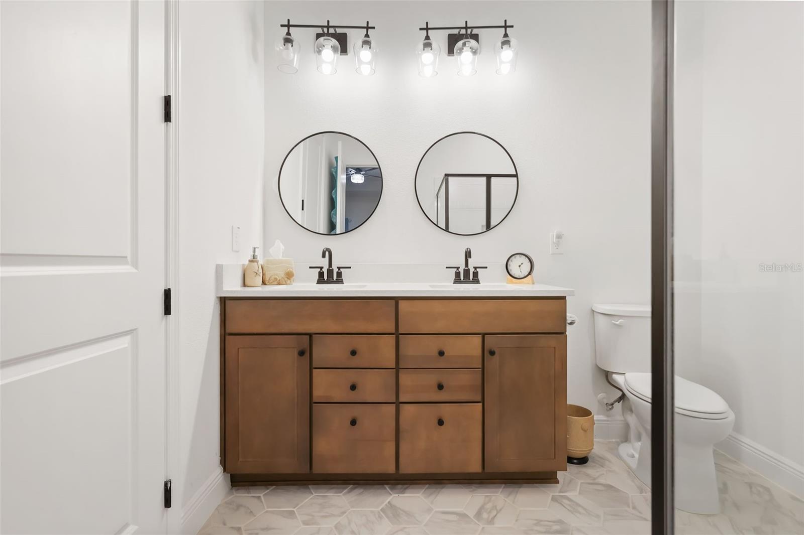RIVINGTON PH 1C - Residential