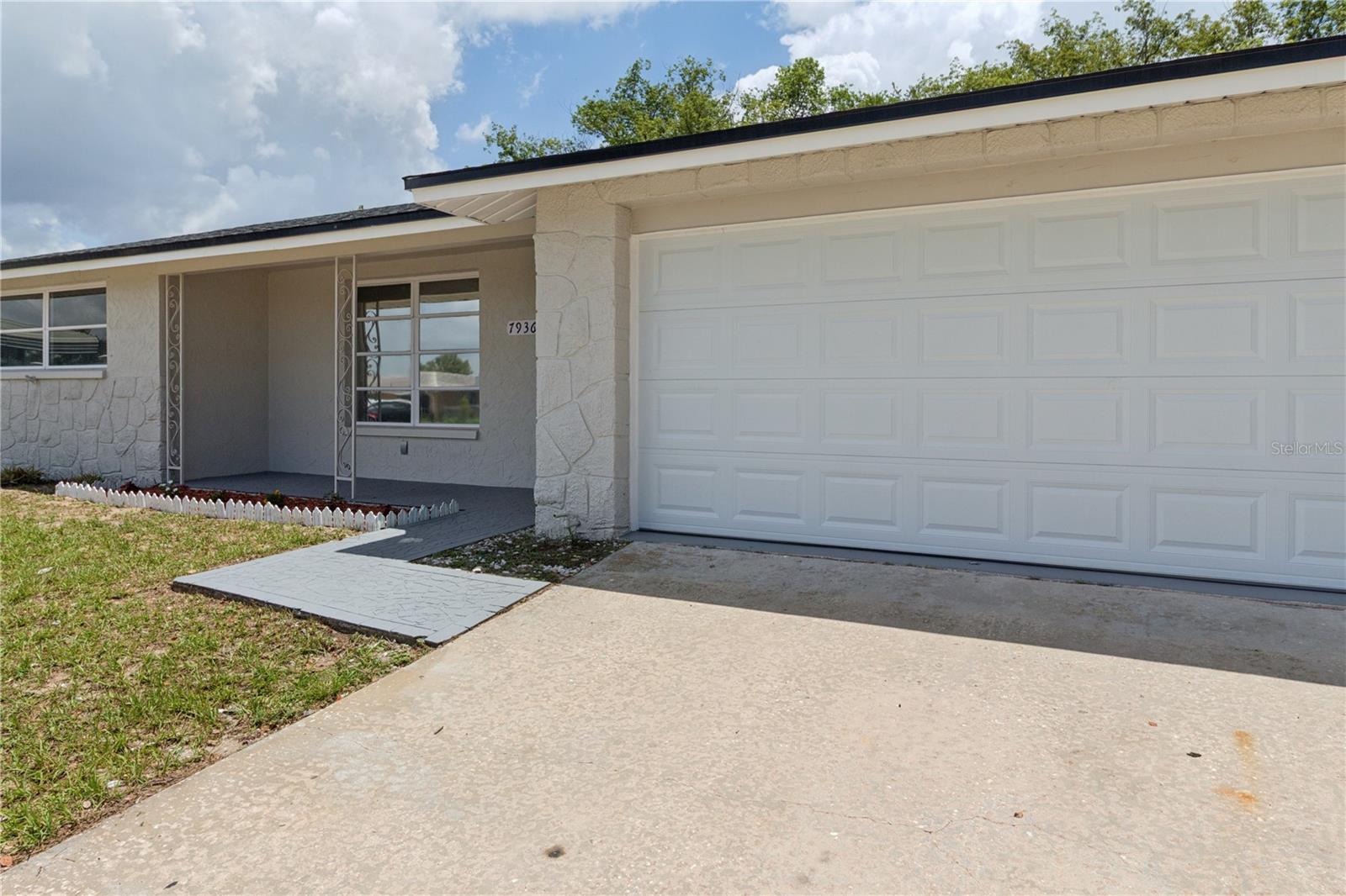 JASMINE LAKES - Residential