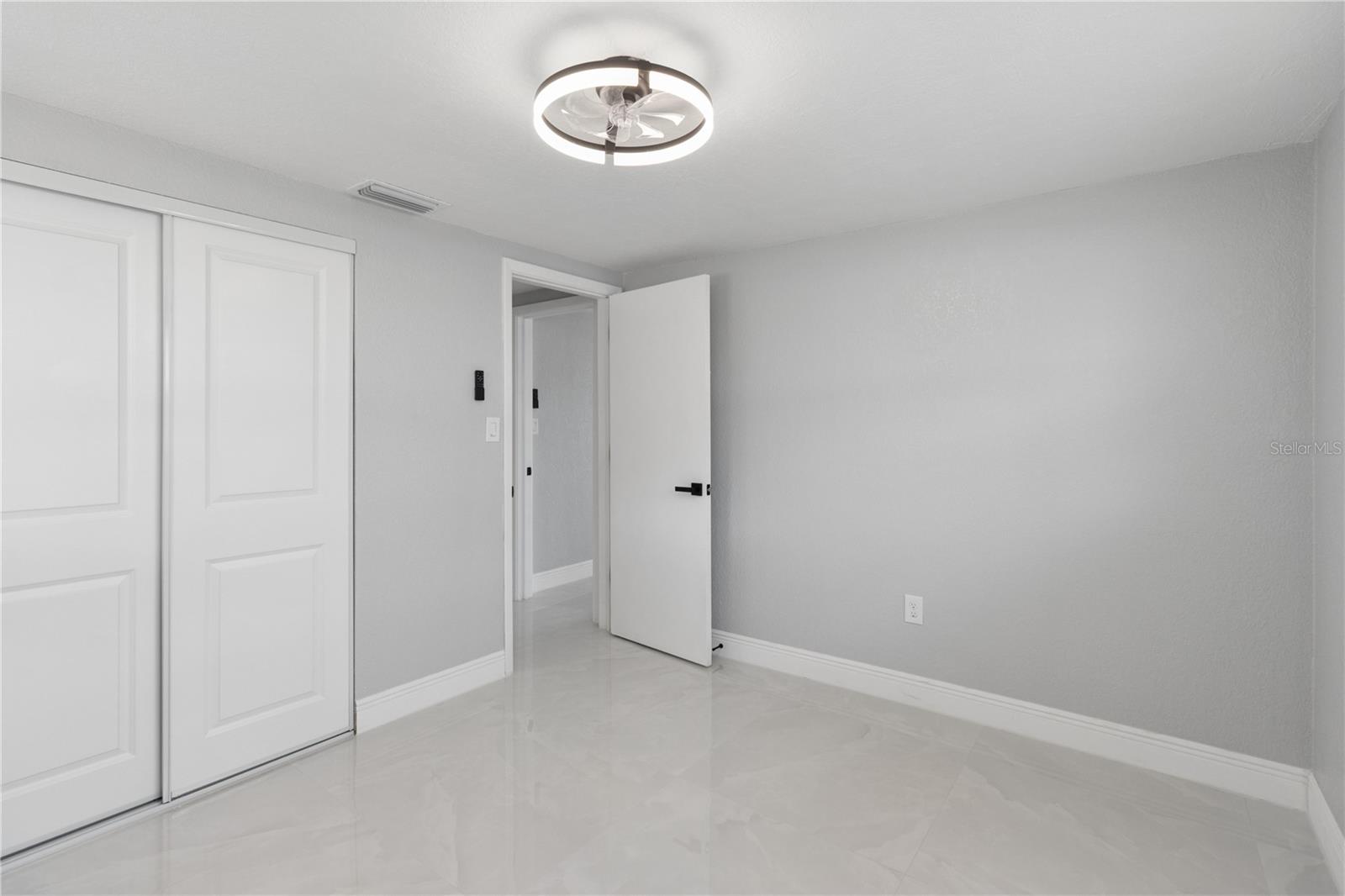 JASMINE LAKES - Residential