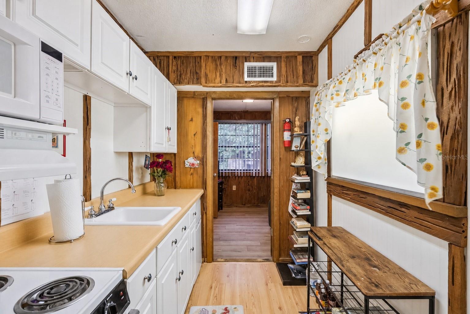 ACREAGE & UNREC - Residential