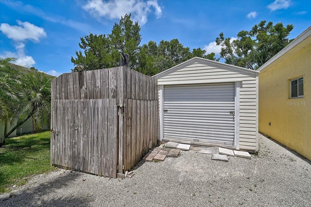 TUCKERS ADD CORR OF - Residential