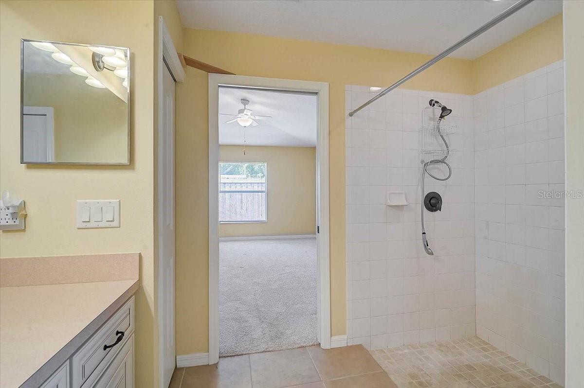 TUCKERS ADD CORR OF - Residential