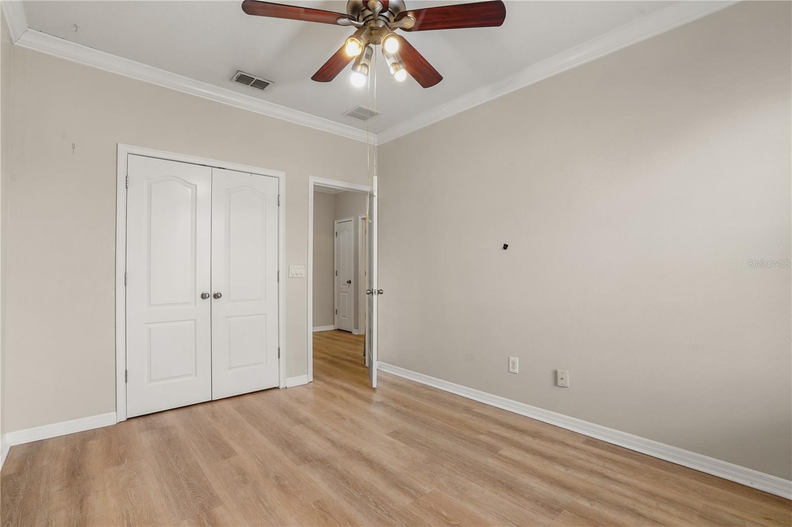SAVANNAH PARK - Residential