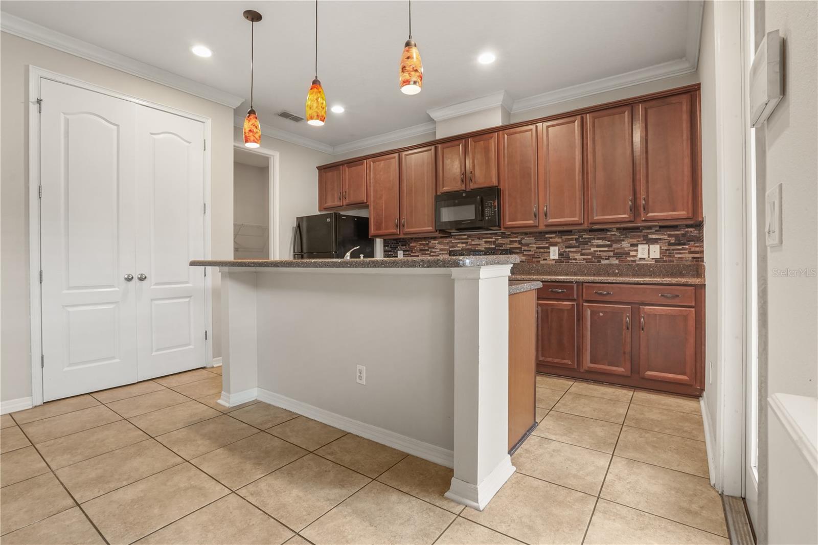 SAVANNAH PARK - Residential
