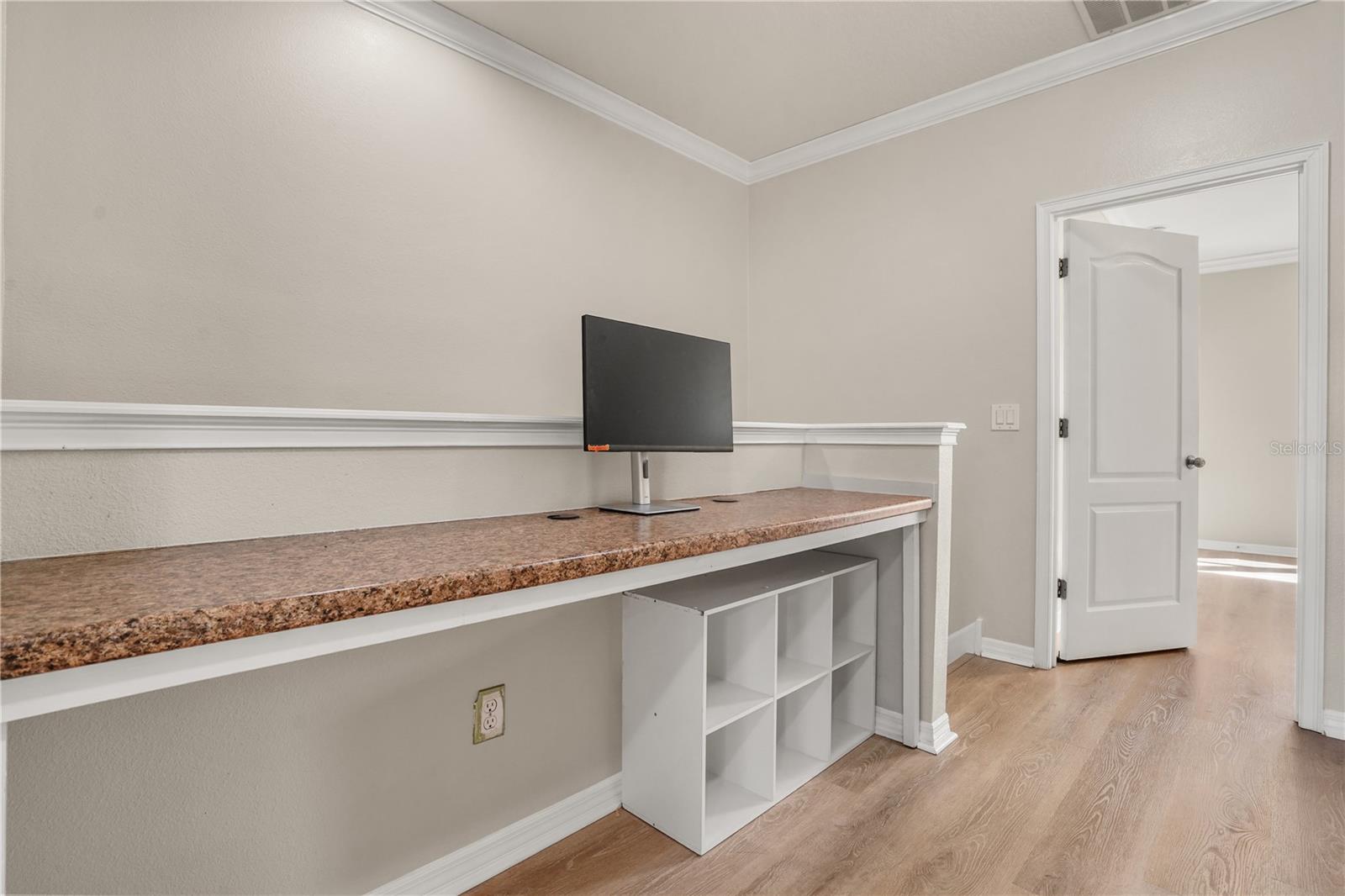 SAVANNAH PARK - Residential