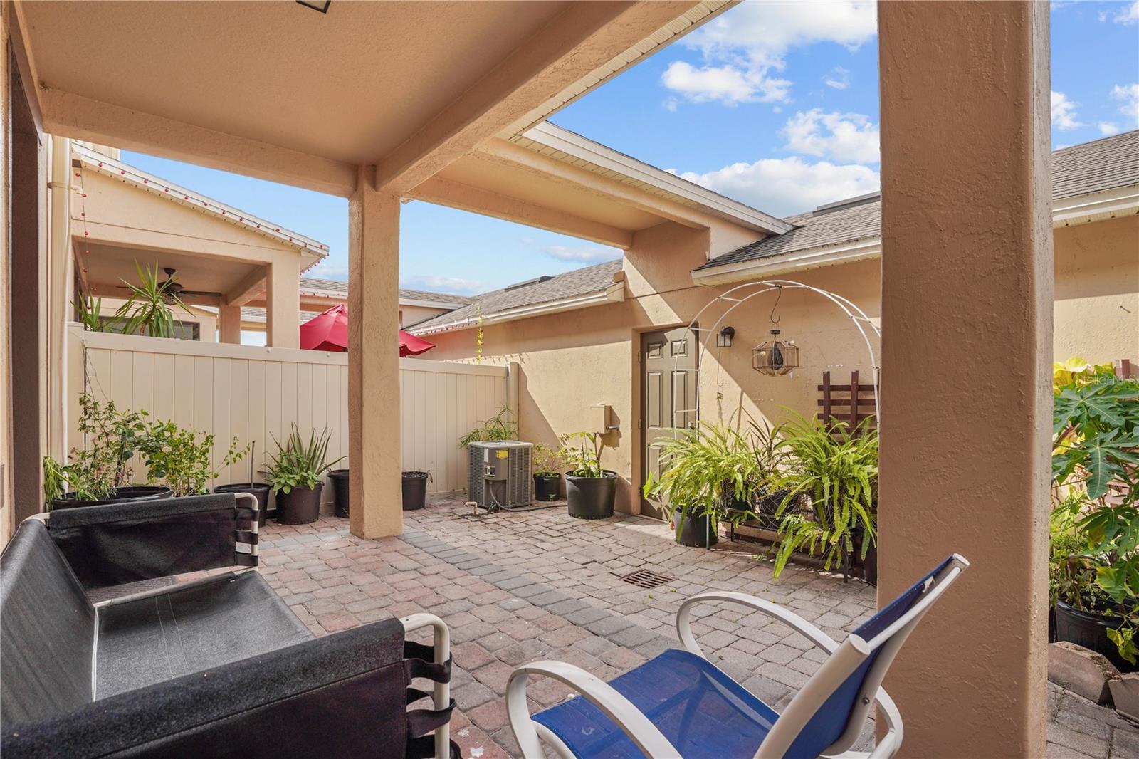 SAVANNAH PARK - Residential