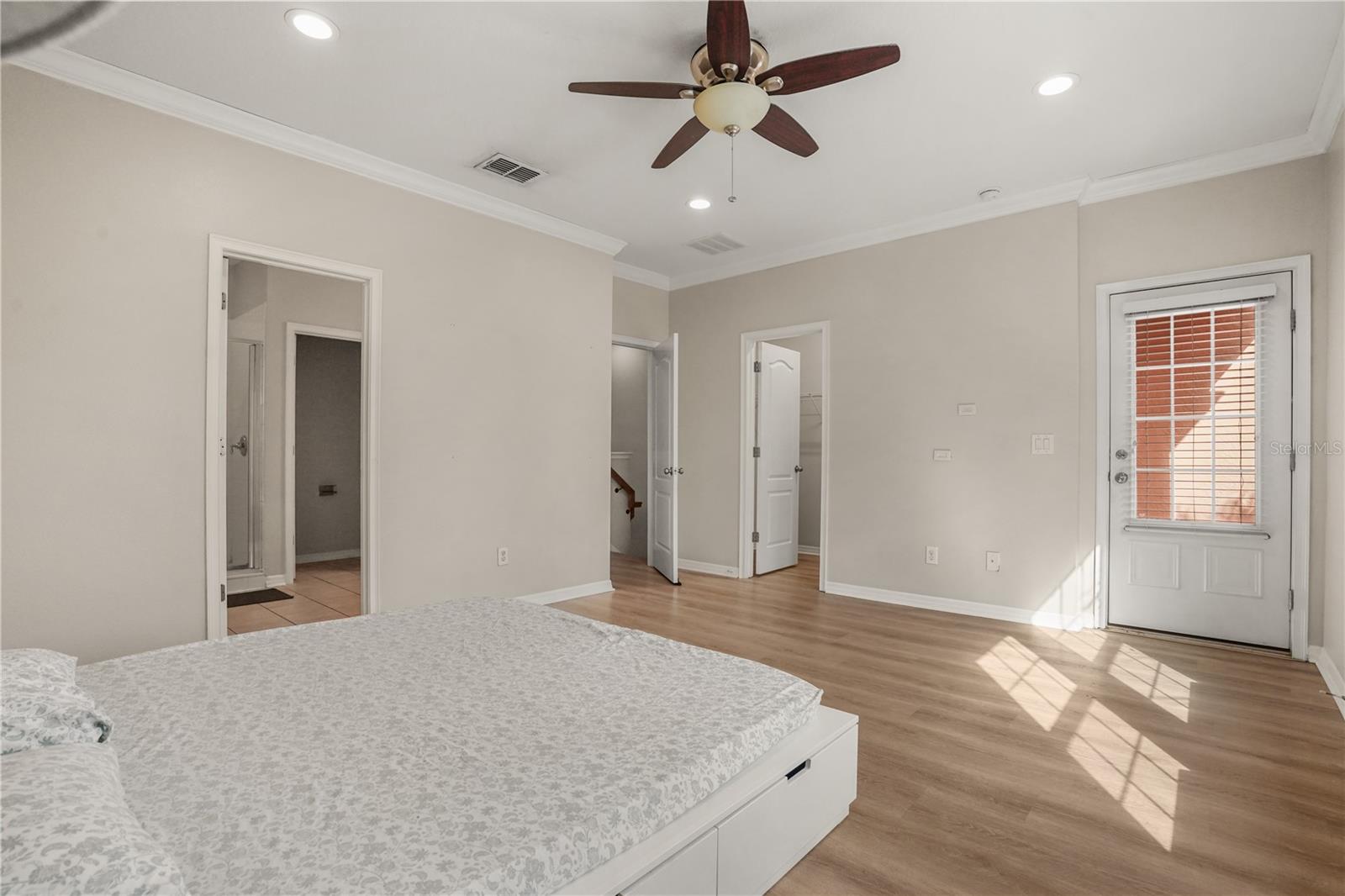 SAVANNAH PARK - Residential