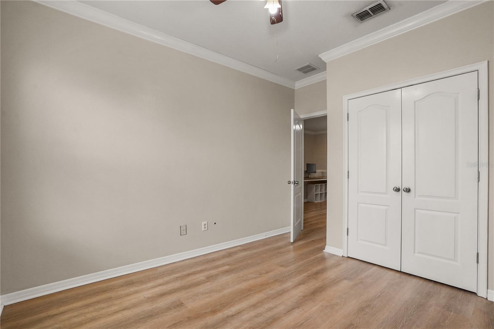 SAVANNAH PARK - Residential