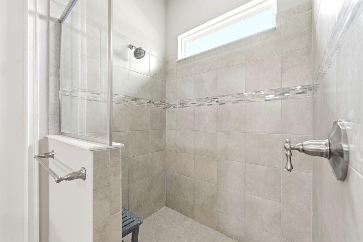 MOSAIC PH 2 - Residential