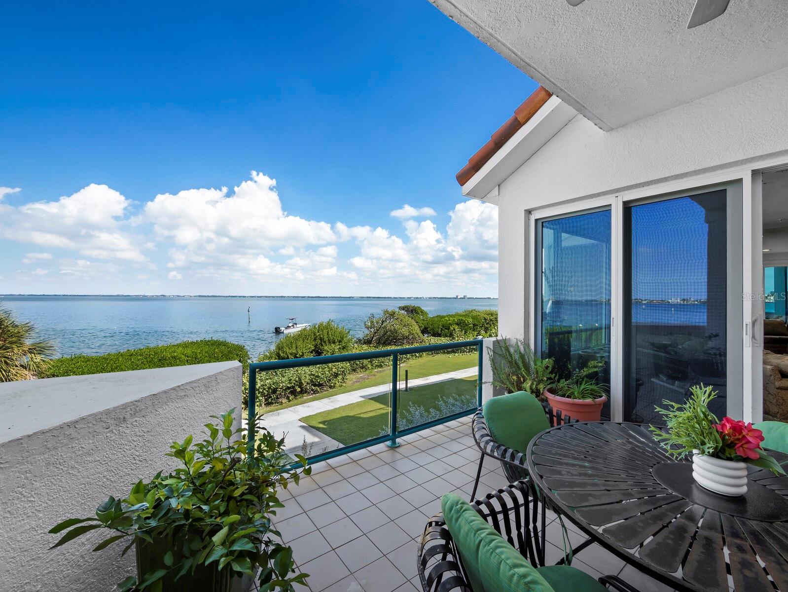 TANGERINE BAY CLUB - Residential