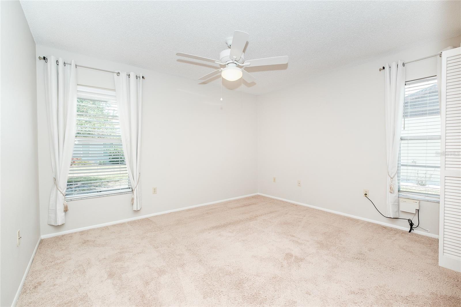 FOXWOOD - Residential