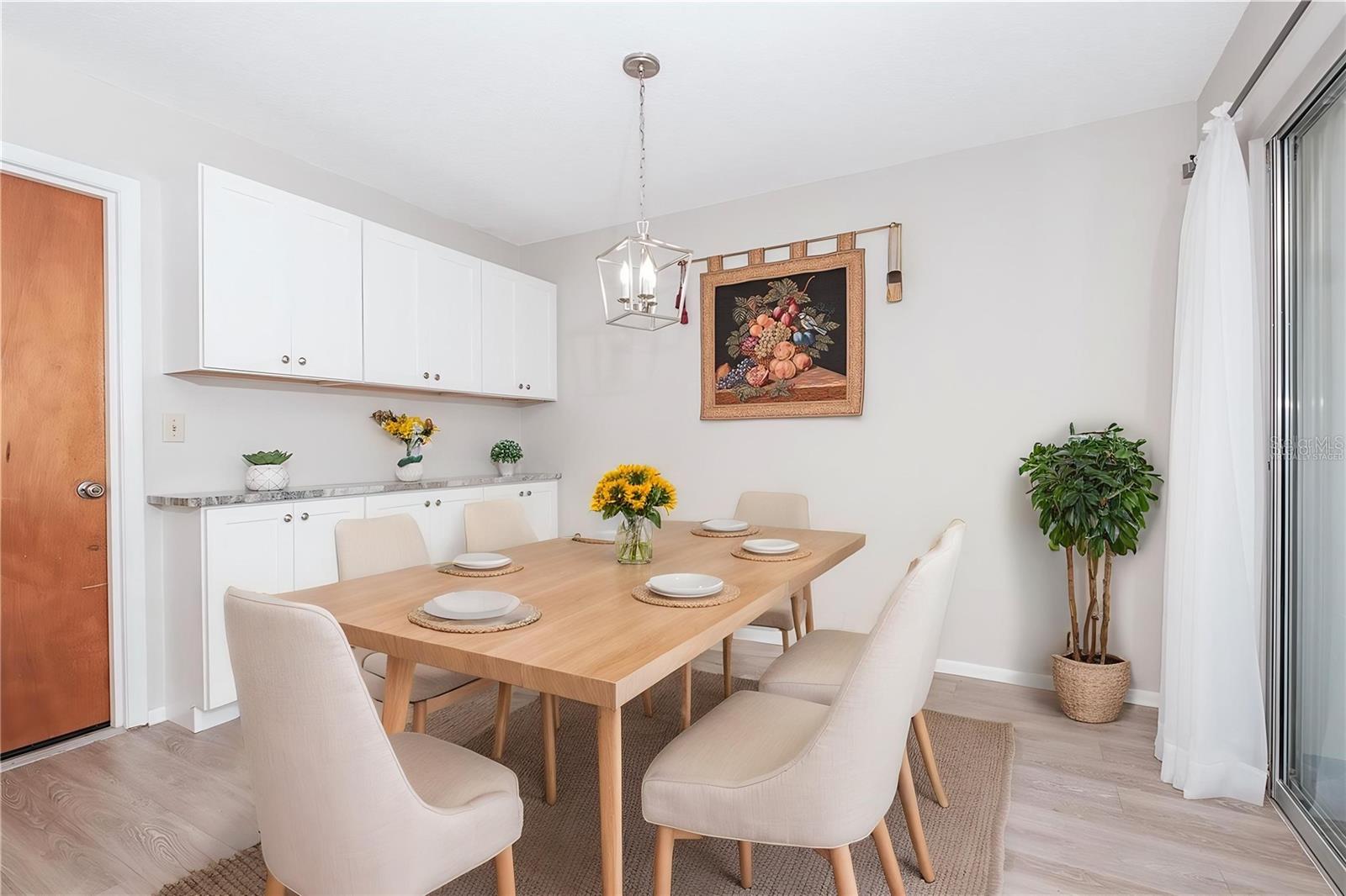 FOXWOOD - Residential