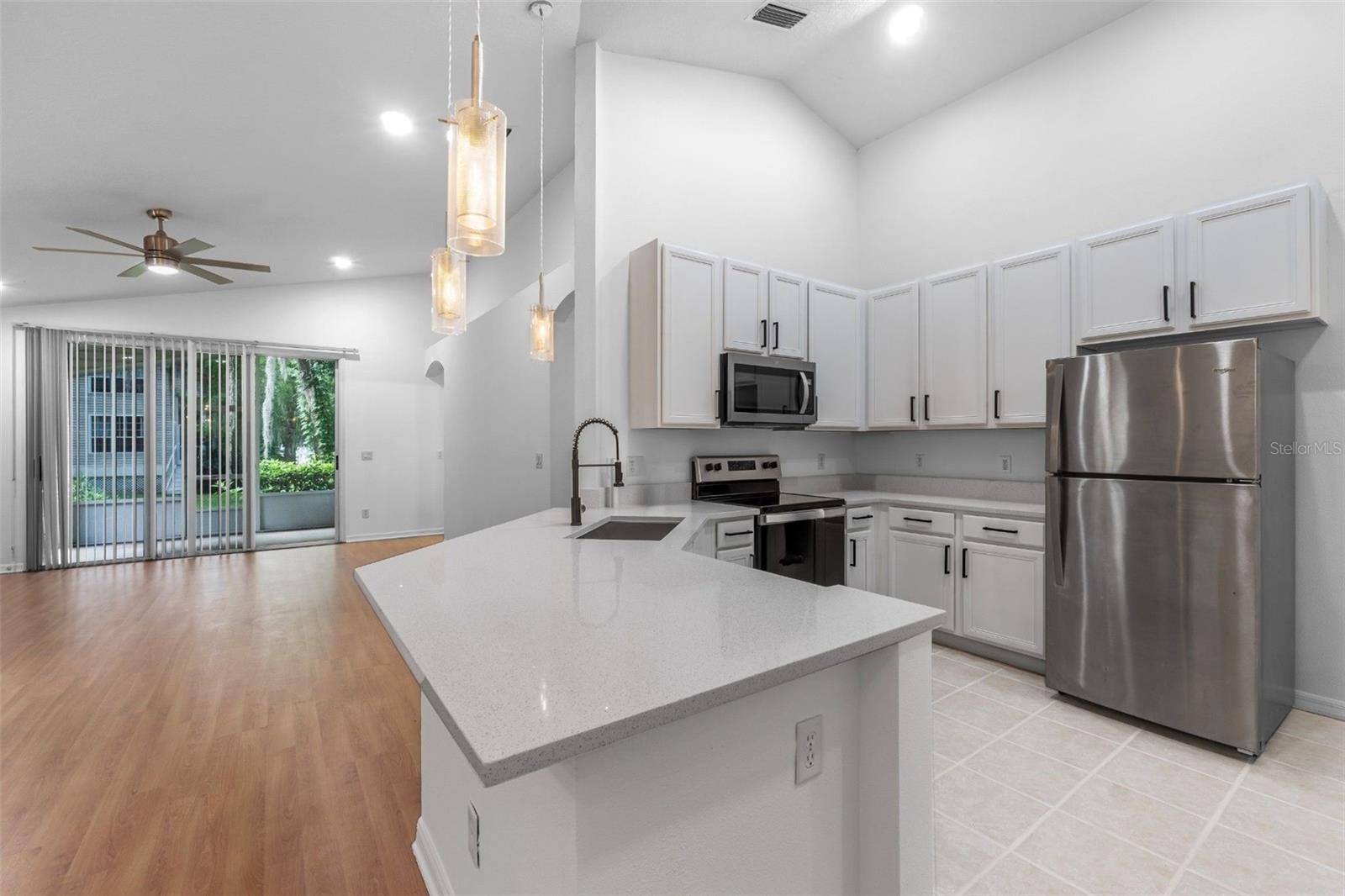 RIVER OAKS I CONDO - Residential