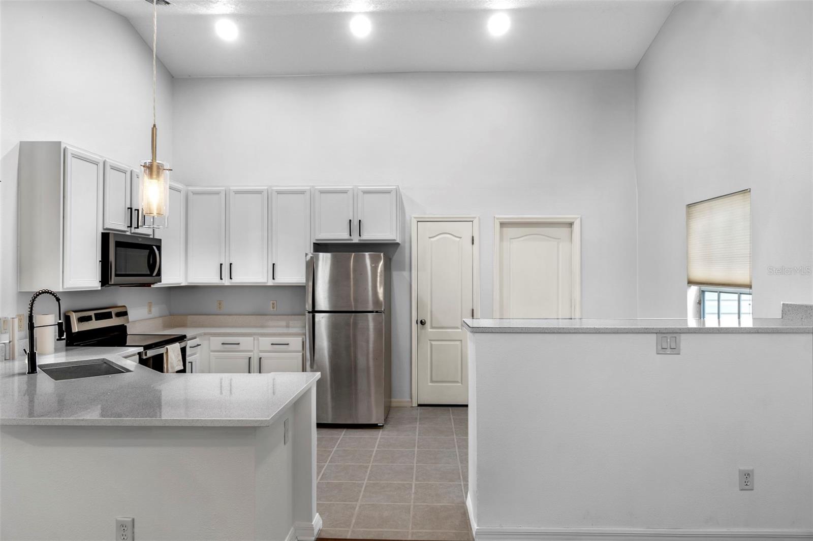 RIVER OAKS I CONDO - Residential