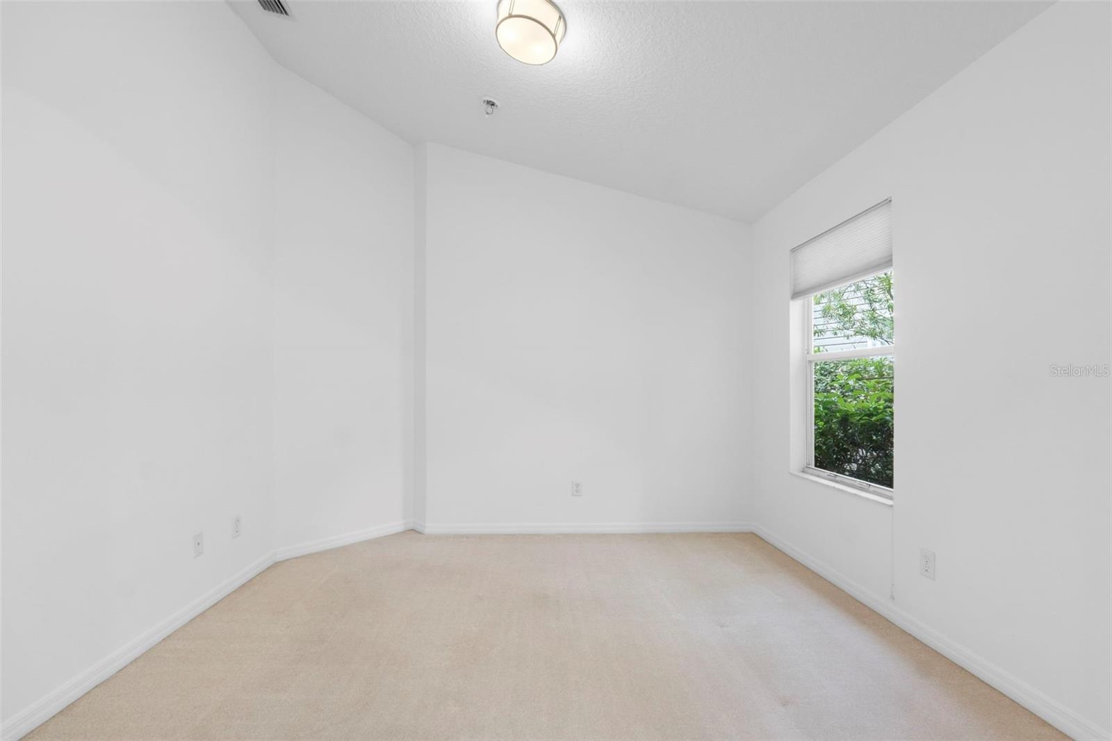 RIVER OAKS I CONDO - Residential