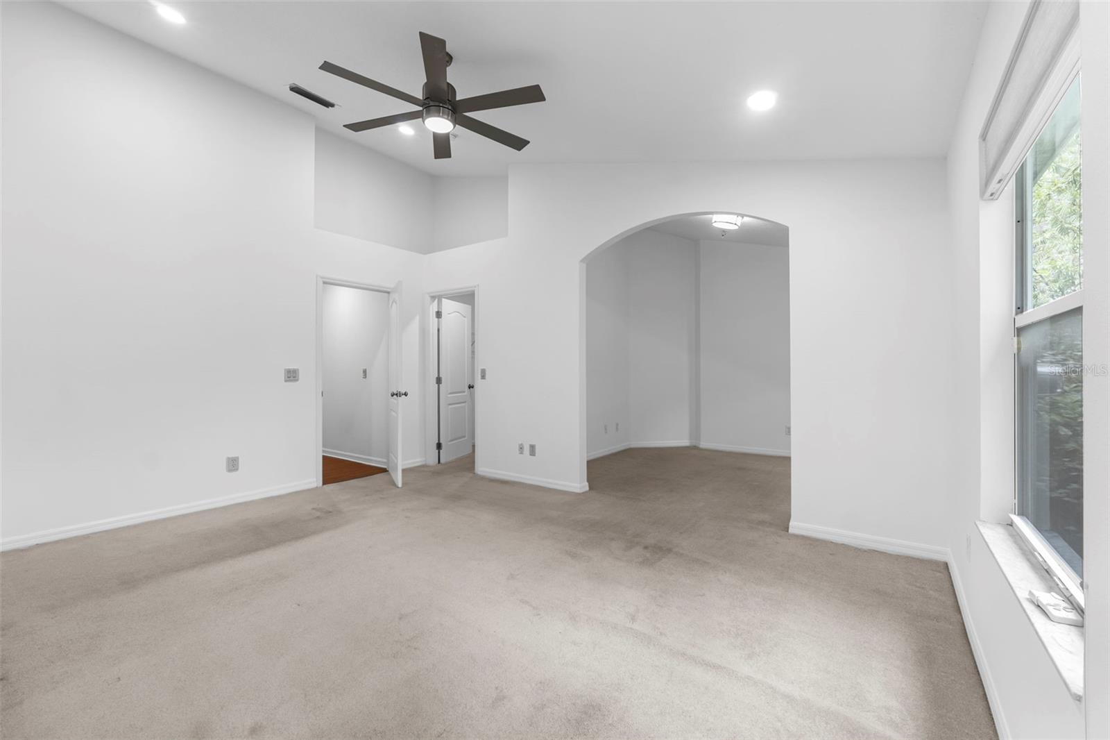 RIVER OAKS I CONDO - Residential
