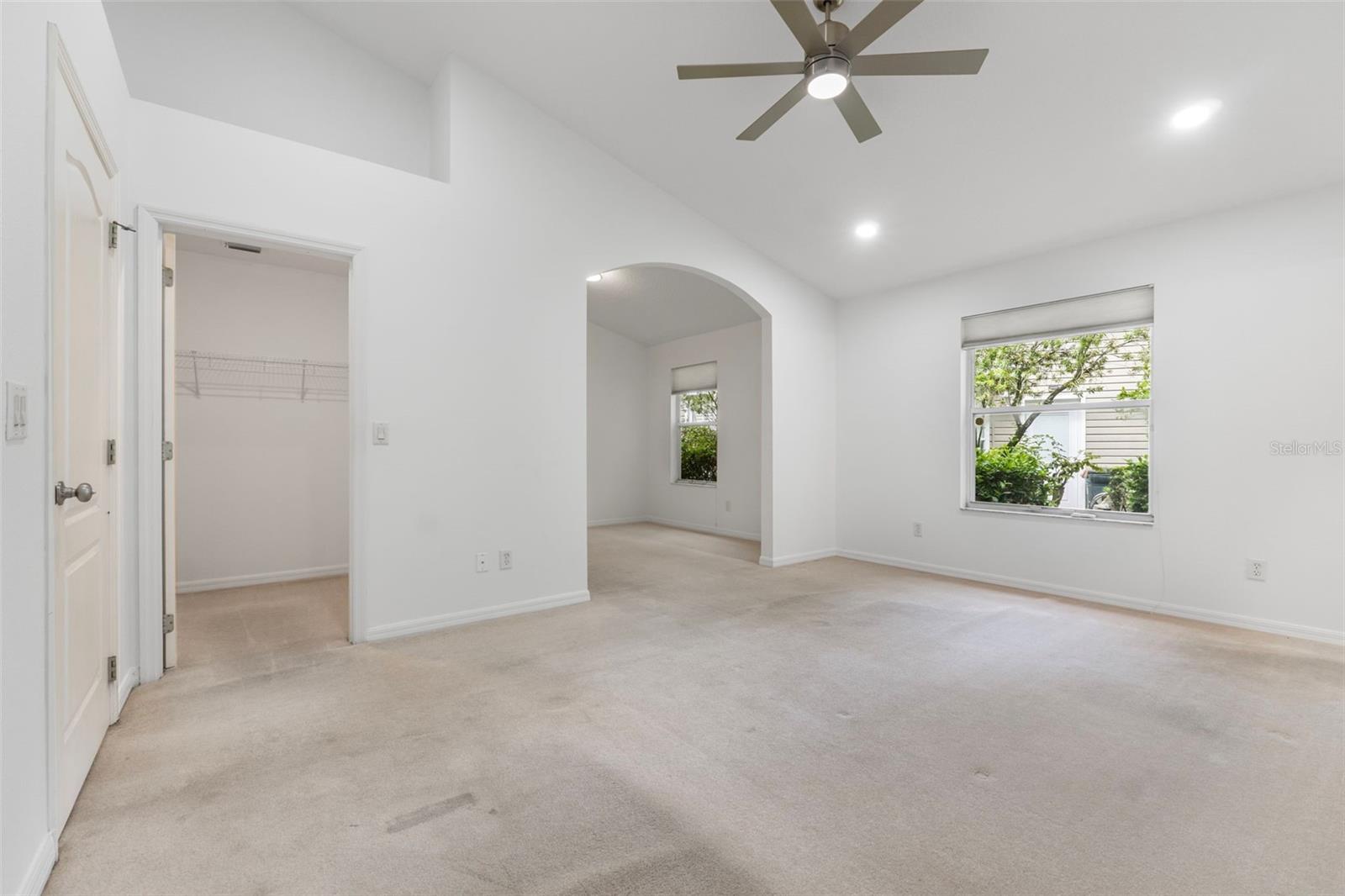 RIVER OAKS I CONDO - Residential