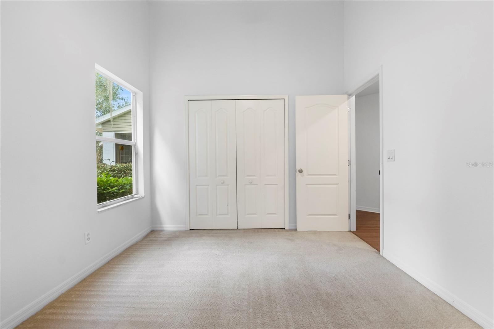 RIVER OAKS I CONDO - Residential