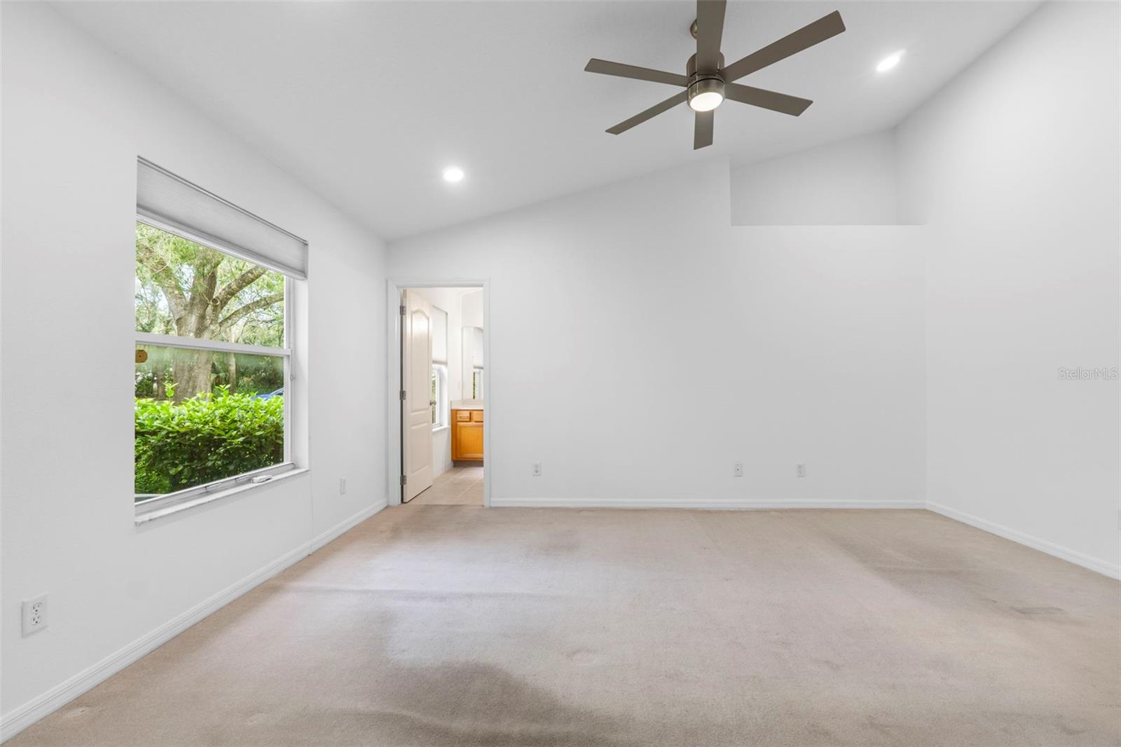 RIVER OAKS I CONDO - Residential