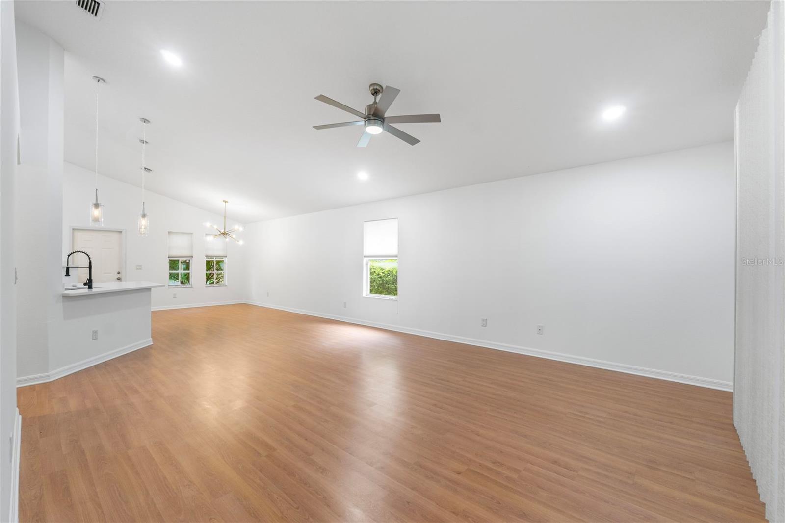 RIVER OAKS I CONDO - Residential