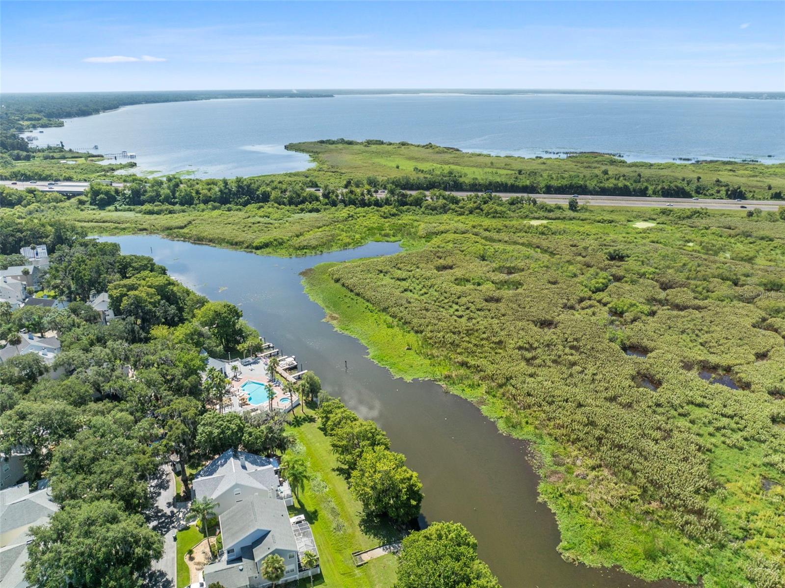 RIVER OAKS I CONDO - Residential