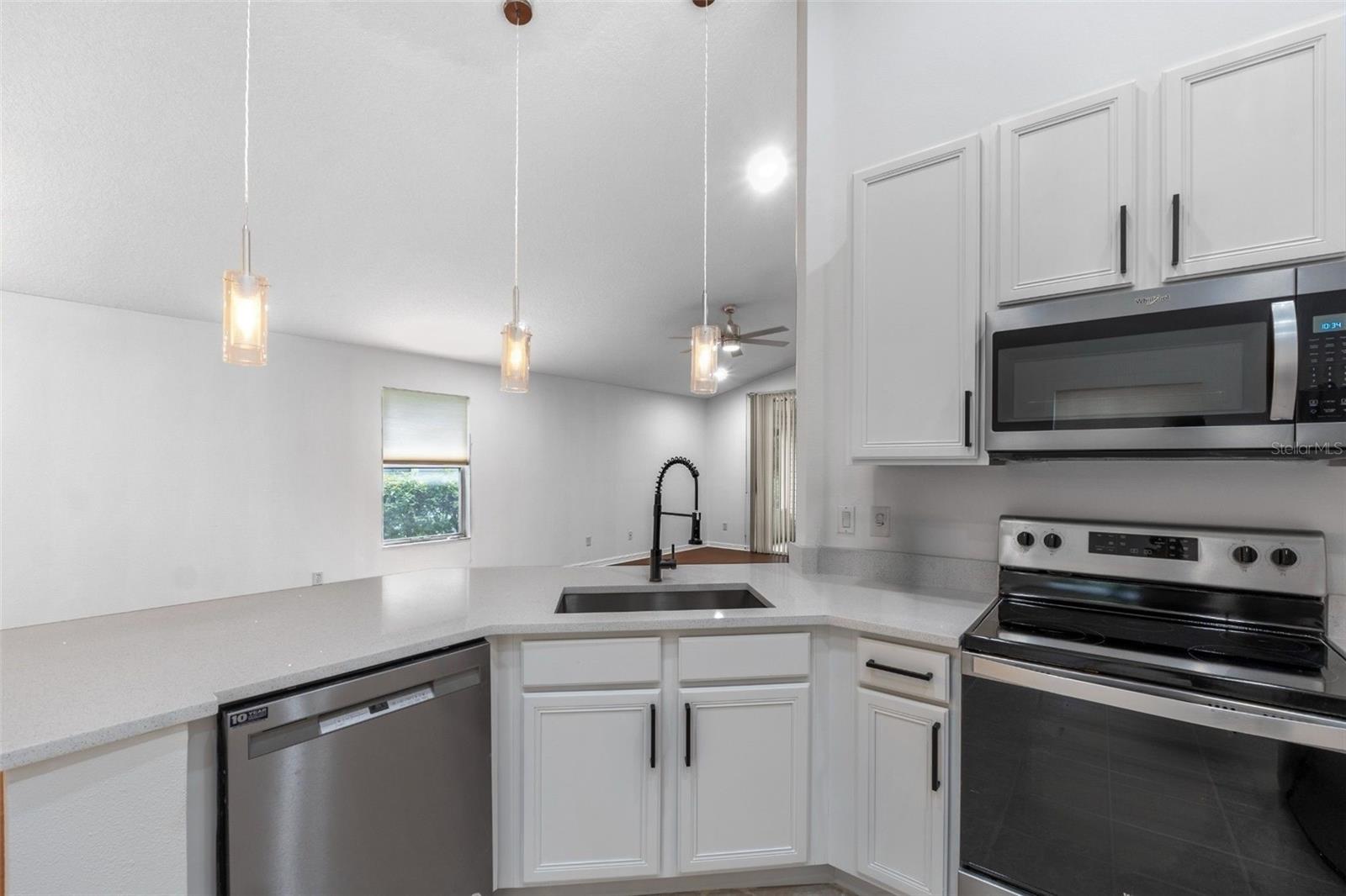 RIVER OAKS I CONDO - Residential