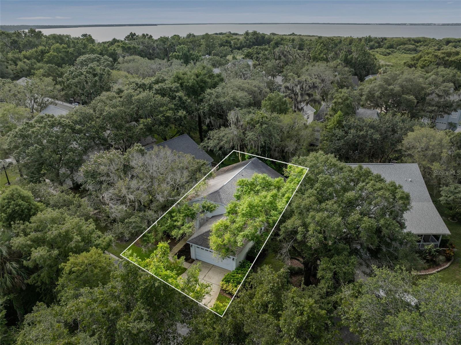 RIVER OAKS I CONDO - Residential