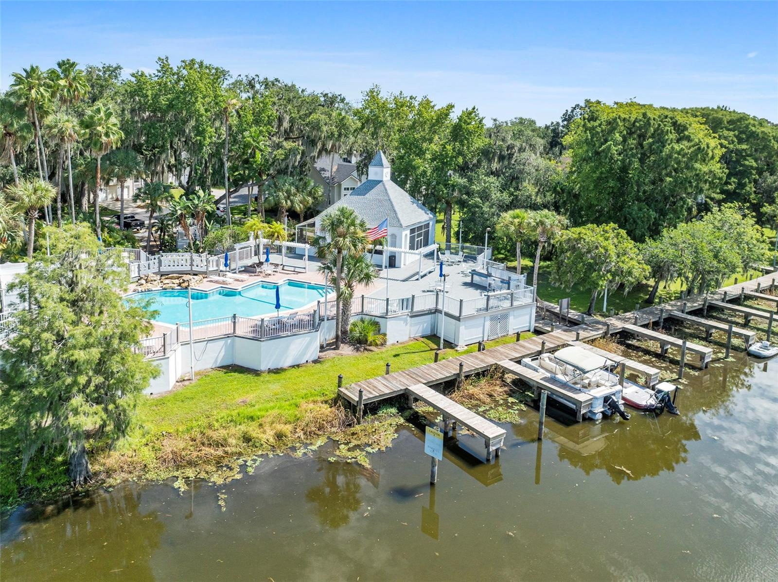 RIVER OAKS I CONDO - Residential