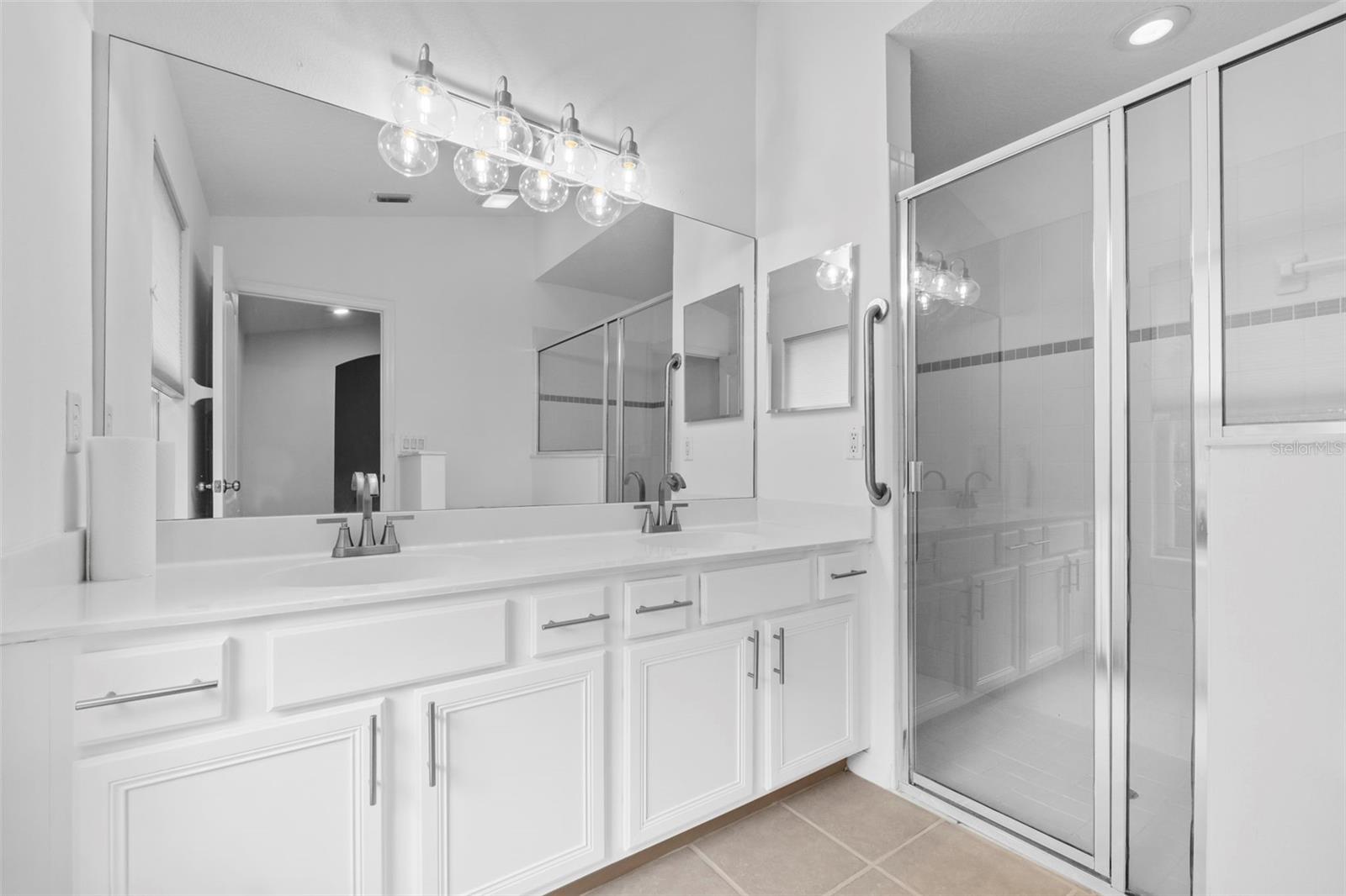 RIVER OAKS I CONDO - Residential