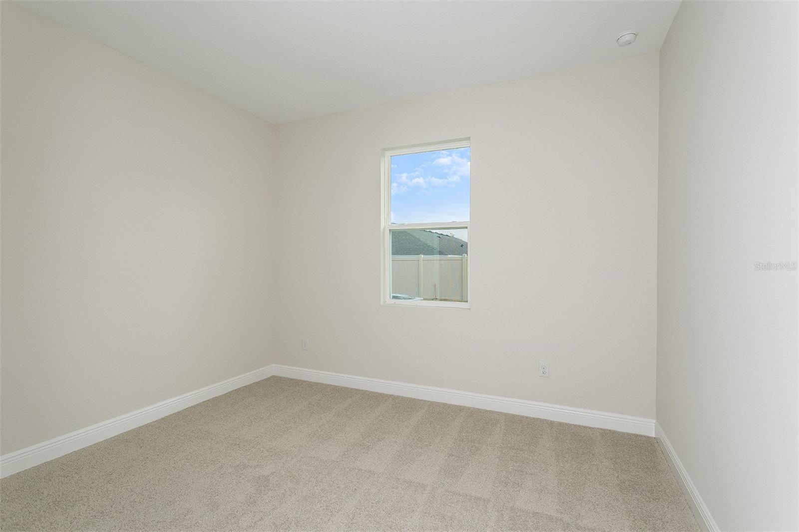 PASADENA WOODS - Residential