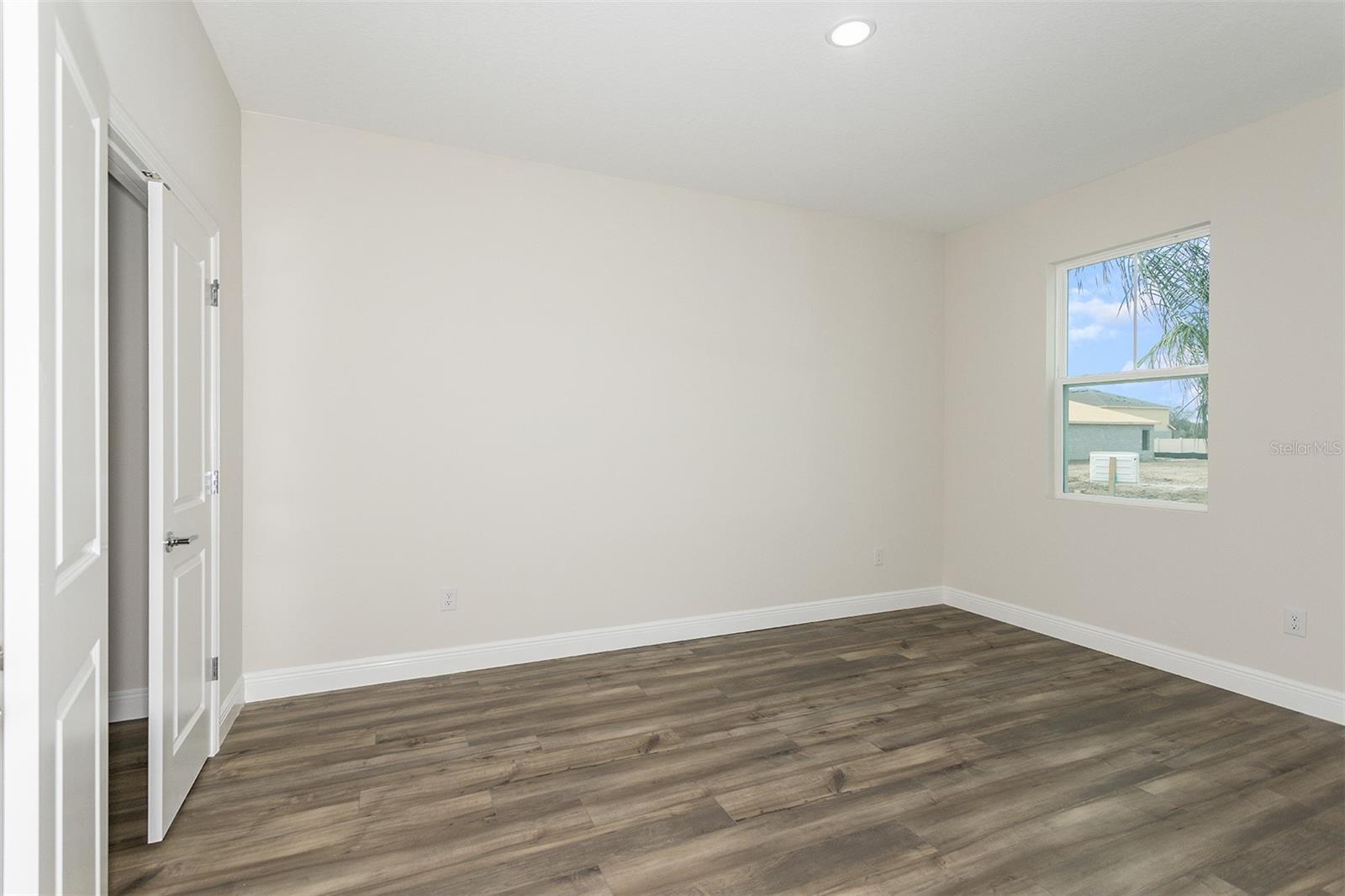 PASADENA WOODS - Residential