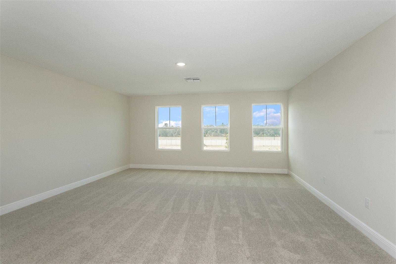 PASADENA WOODS - Residential