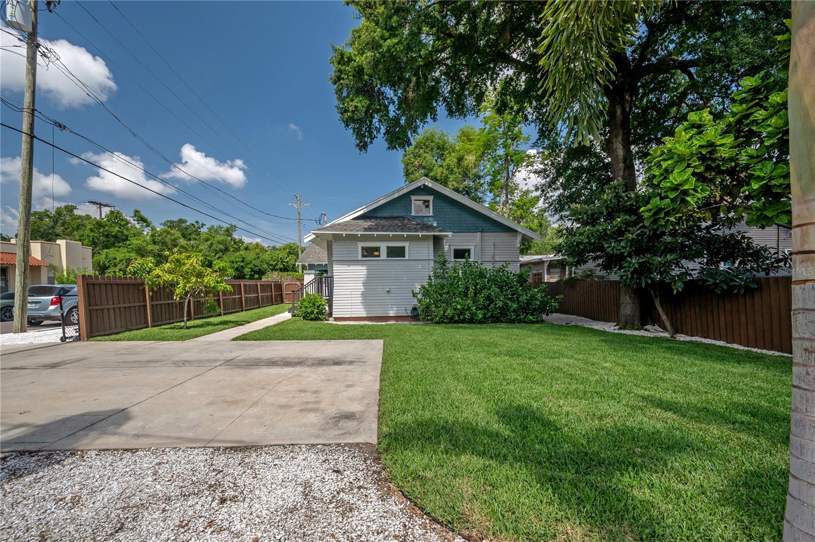 SEMINOLE HEIGHTS - Residential Lease