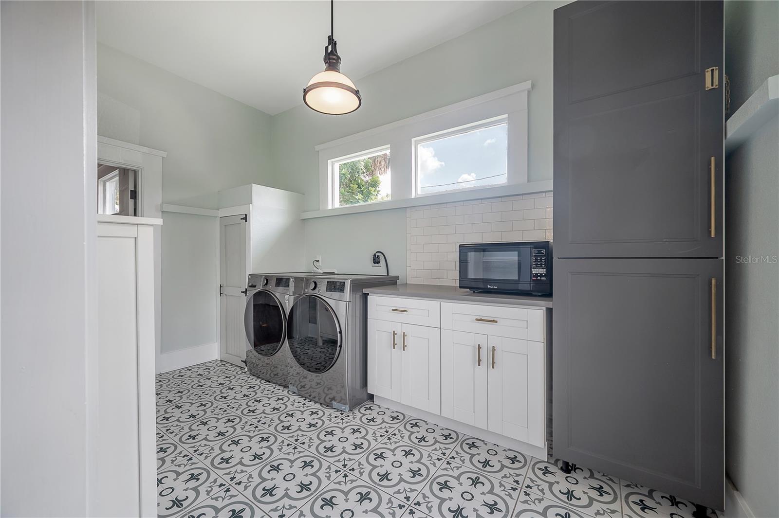 SEMINOLE HEIGHTS - Residential Lease