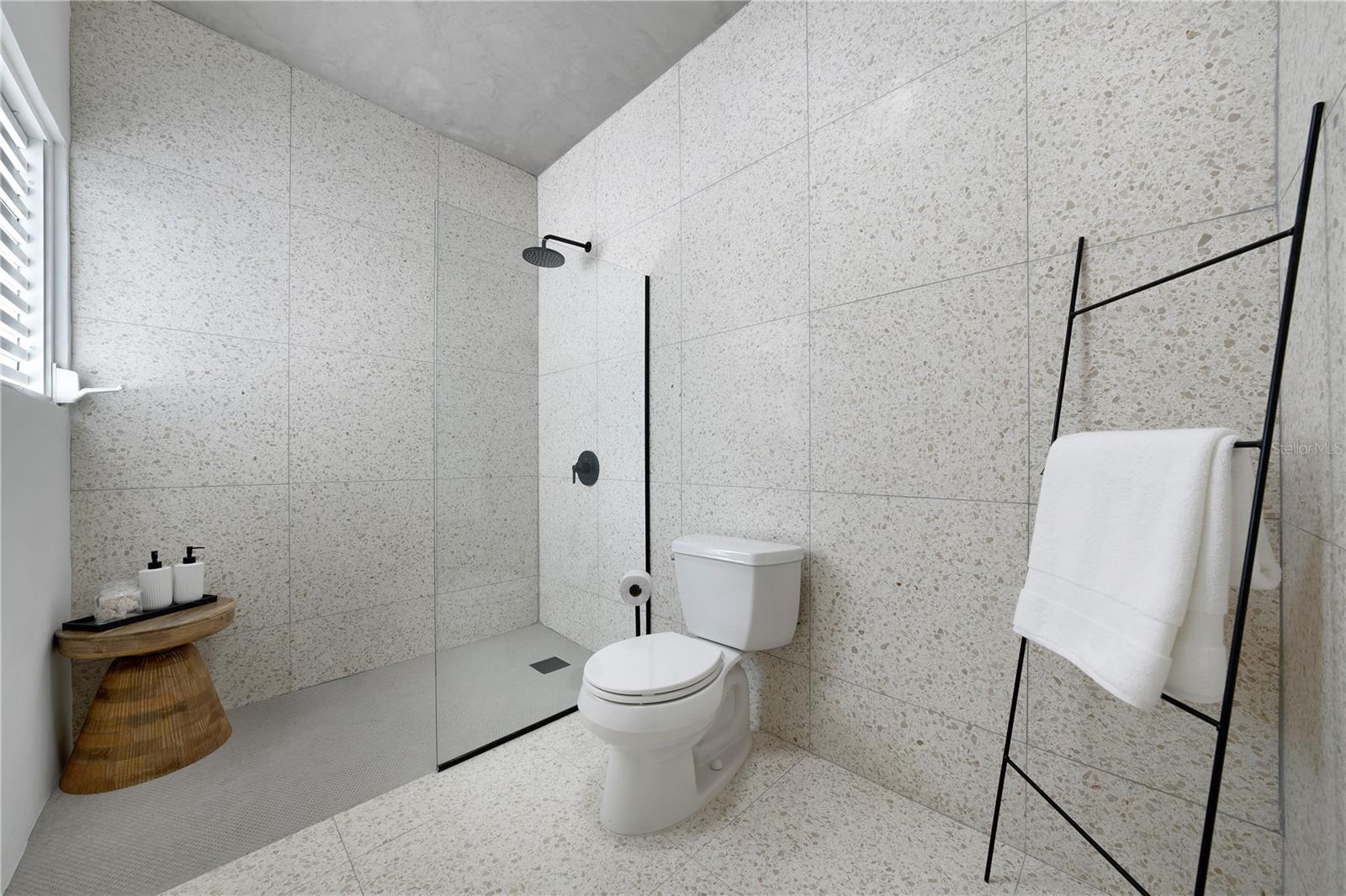 VISTAMAR MARINA EAST - Residential