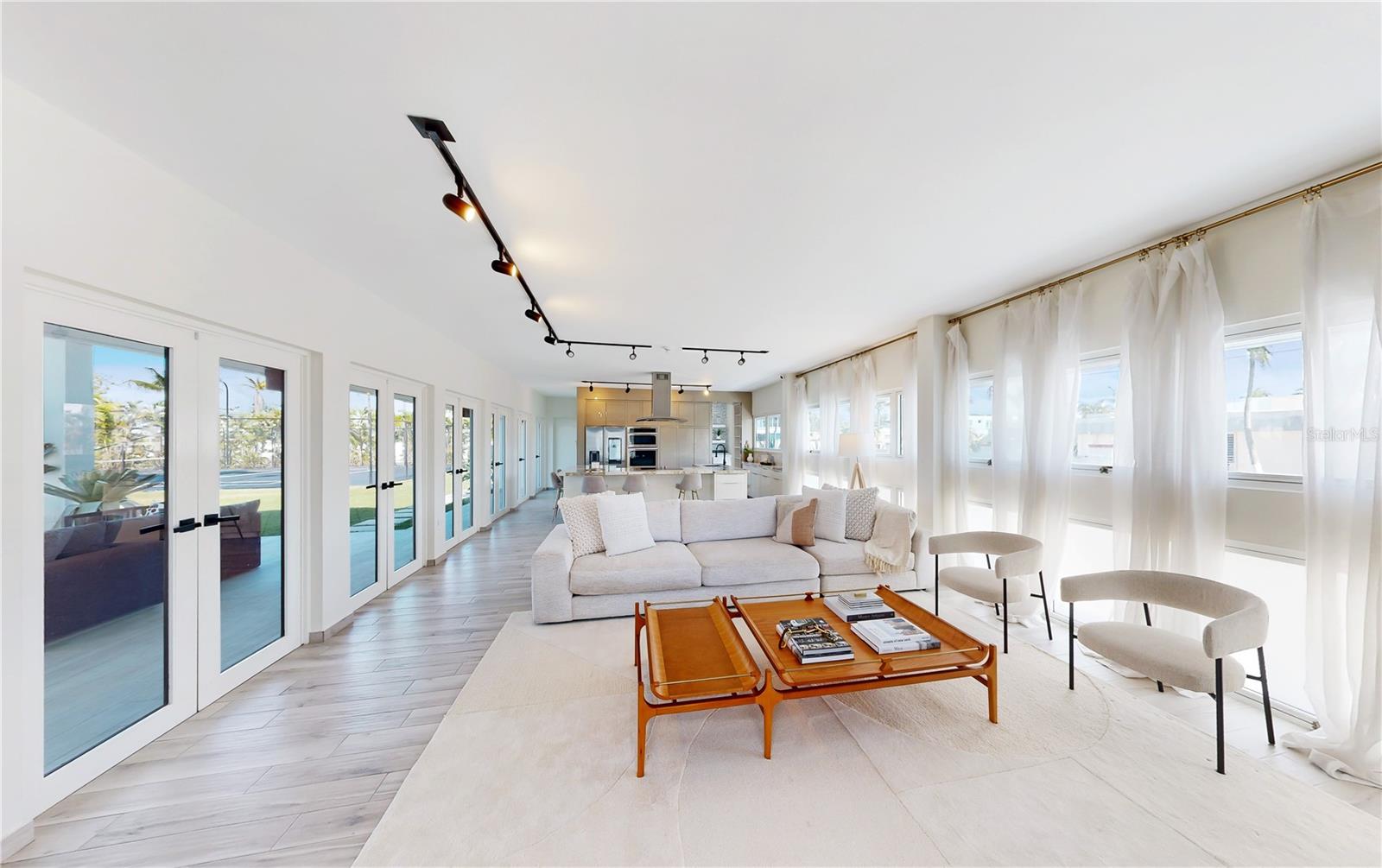 VISTAMAR MARINA EAST - Residential